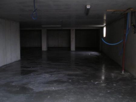 Chape coul�e dans le sous-sol
